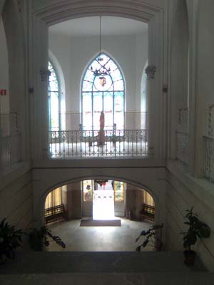 Interior Colegio El Pilar